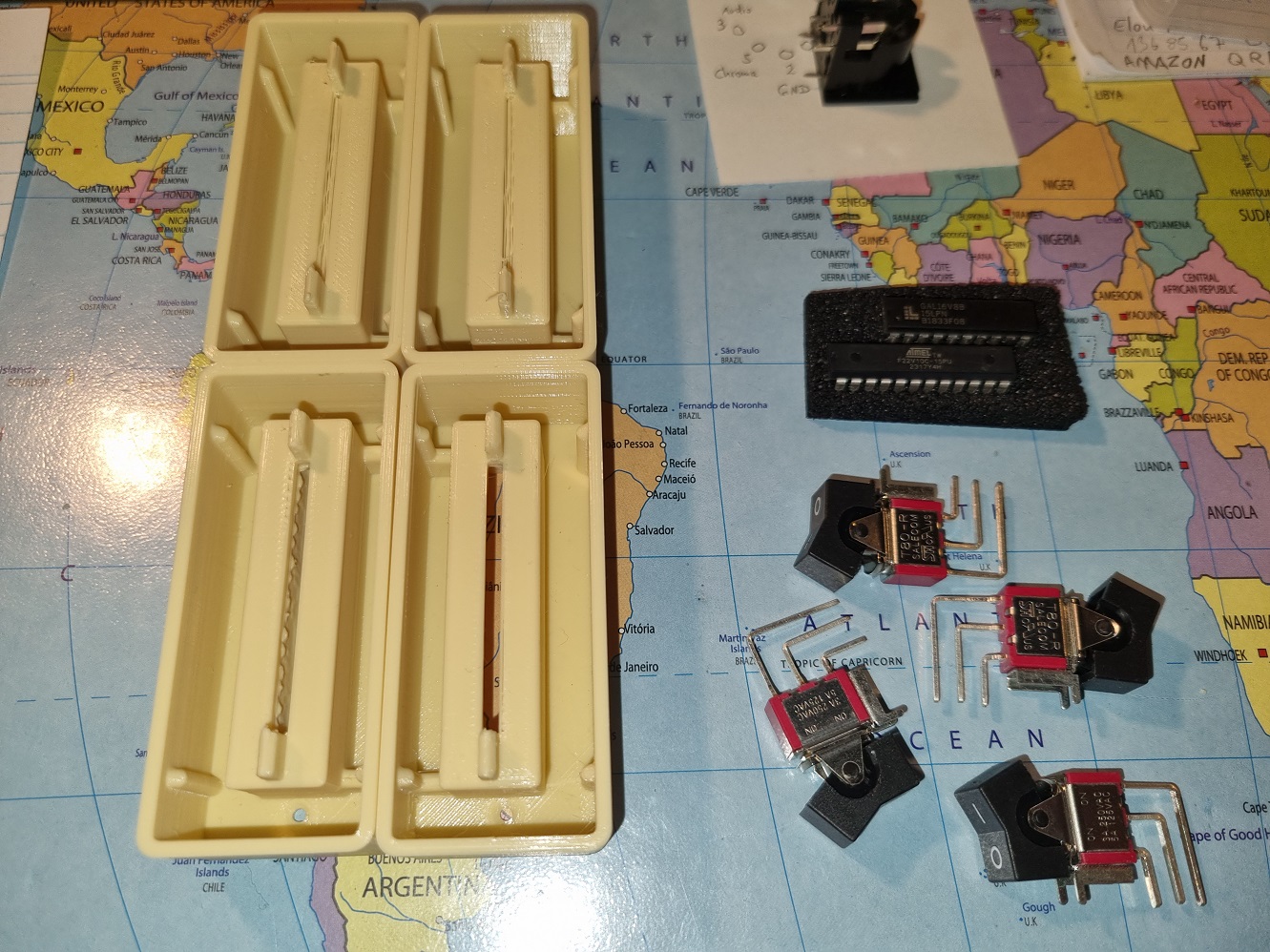 Atari047.jpg Atari047.jpg